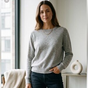 Italian Cashmere Silk Blend Luxury Sweater - size large